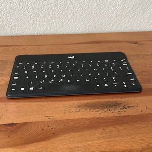 Bluetooth Logitech Keyboard